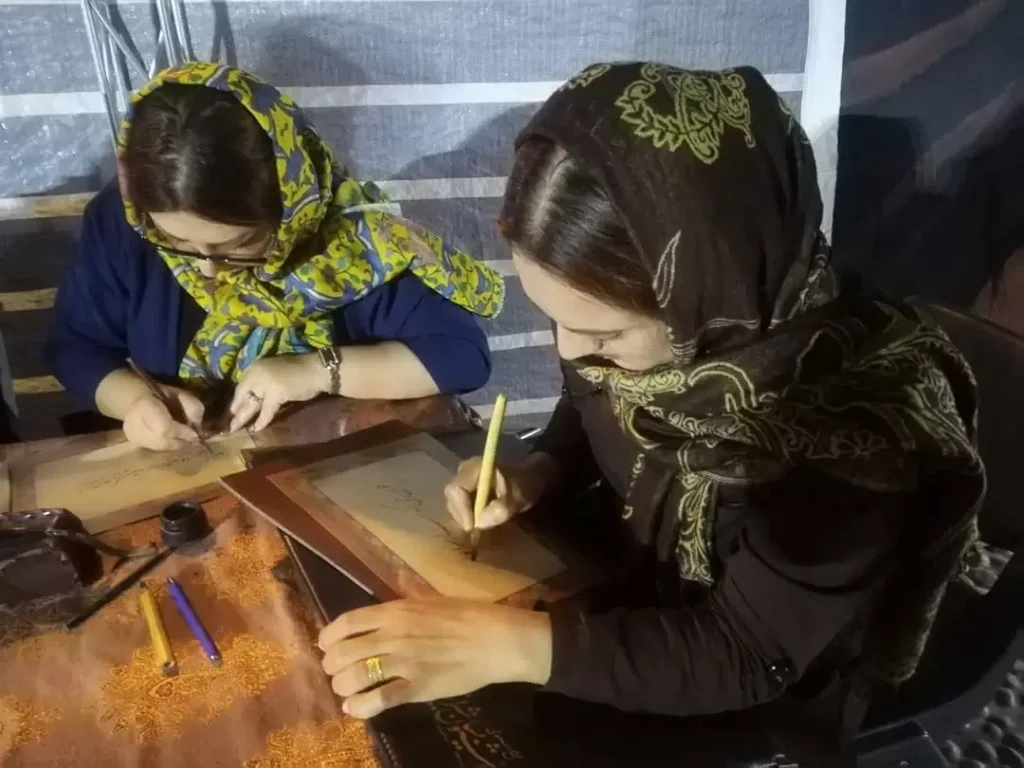 آموزشگاه خوشنویسی افرند شیراز